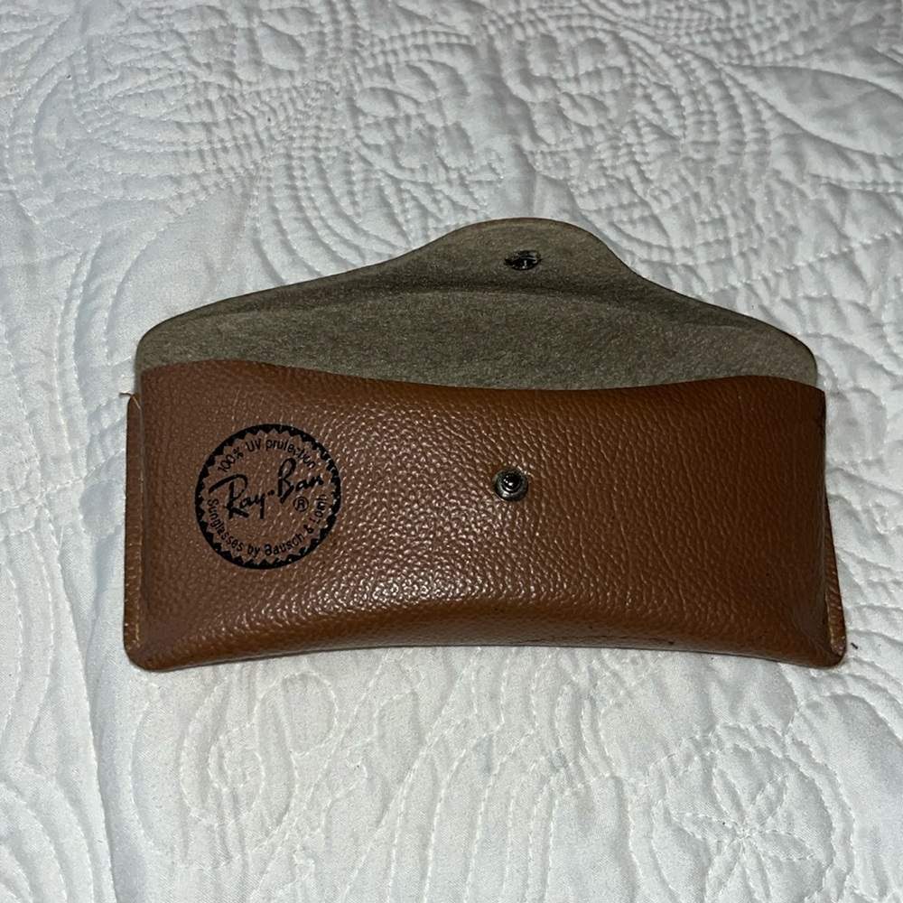 Ray Ban glasses holder